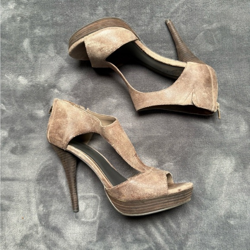 Vintage Fergie 90s Club Stiletto Platform Heels with Box Size 9.5